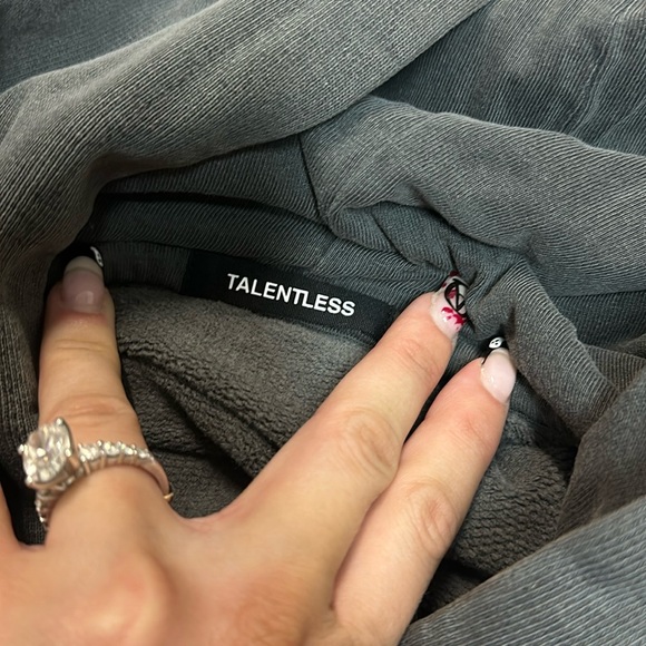 $$Talentless size various below - Picture 2 of 5